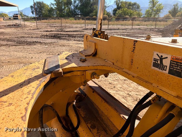 image for item FK4656 2001 Volvo G710VHP motor grader
