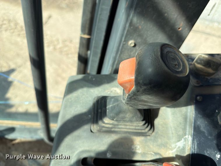 image for item FK4656 2001 Volvo G710VHP motor grader