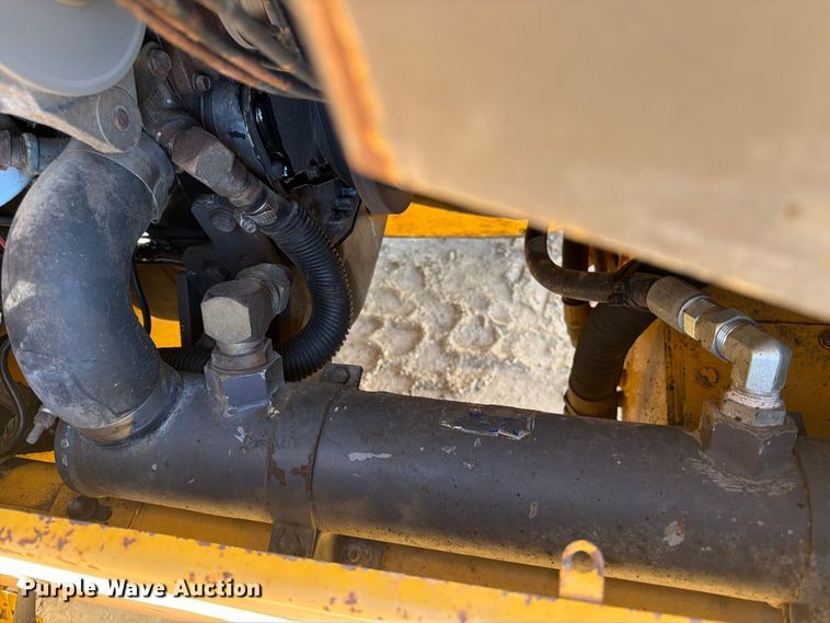 image for item FK4656 2001 Volvo G710VHP motor grader