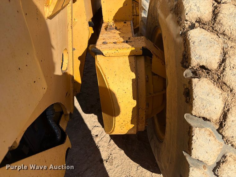 image for item FK4656 2001 Volvo G710VHP motor grader