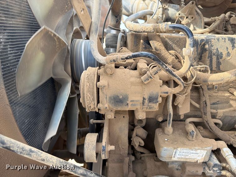 image for item FK4667 2007 International DF567 ready mix truck