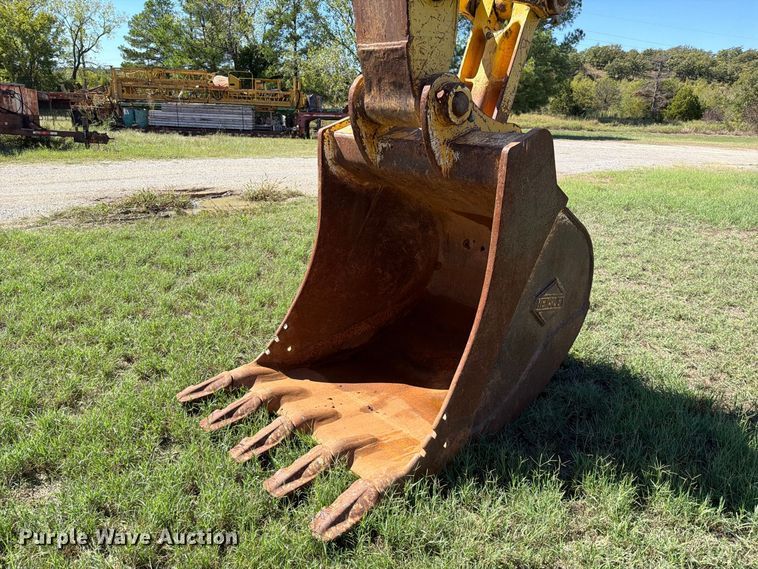 image for item FK5284 2014 Komatsu PC360LC-10 excavator
