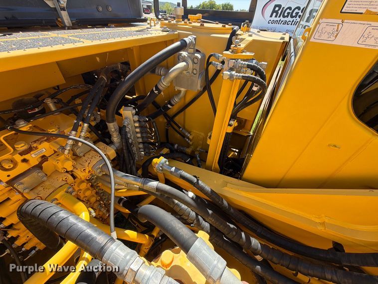 image for item FK5284 2014 Komatsu PC360LC-10 excavator