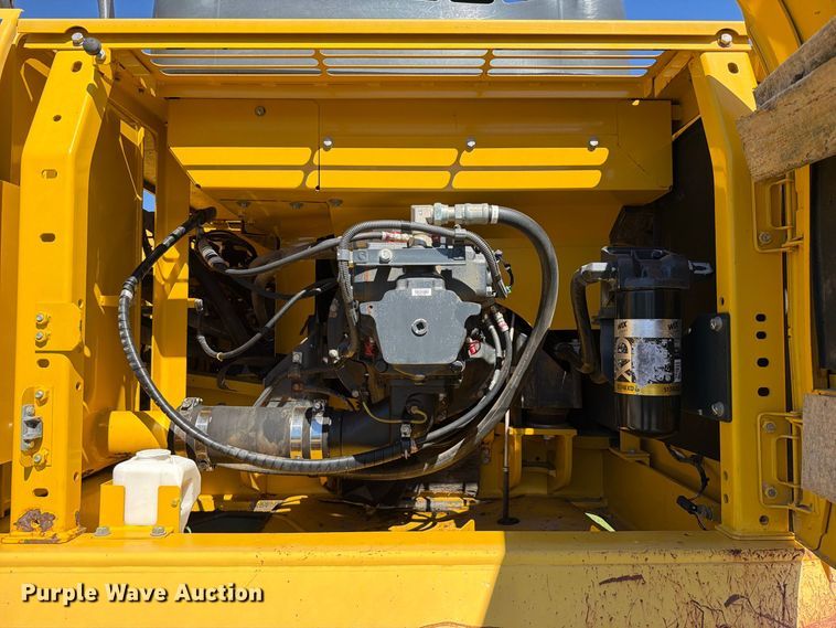 image for item FK5284 2014 Komatsu PC360LC-10 excavator