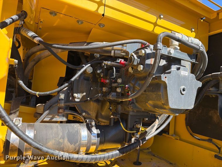 image for item FK5284 2014 Komatsu PC360LC-10 excavator