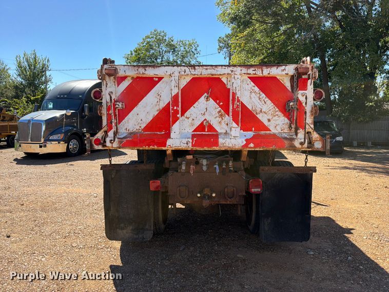 image for item FK5290 1995 GMC C7 dump truck