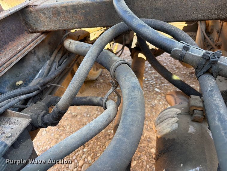 image for item FK5290 1995 GMC C7 dump truck