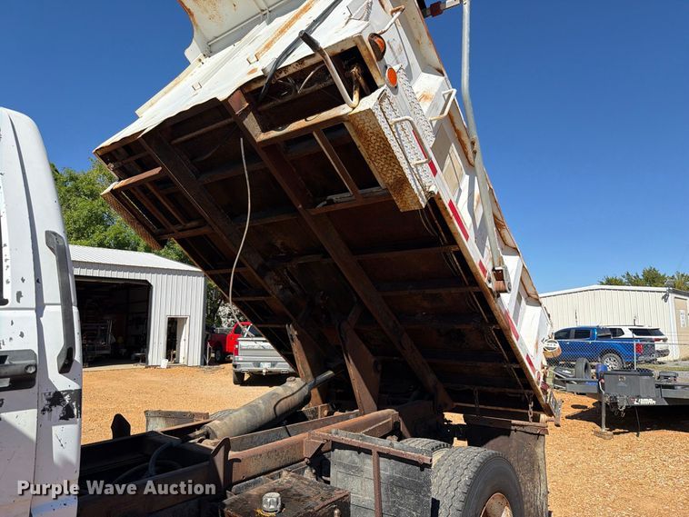 image for item FK5290 1995 GMC C7 dump truck
