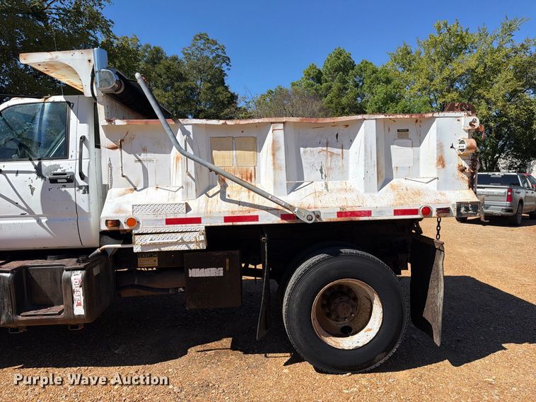 image for item FK5290 1995 GMC C7 dump truck
