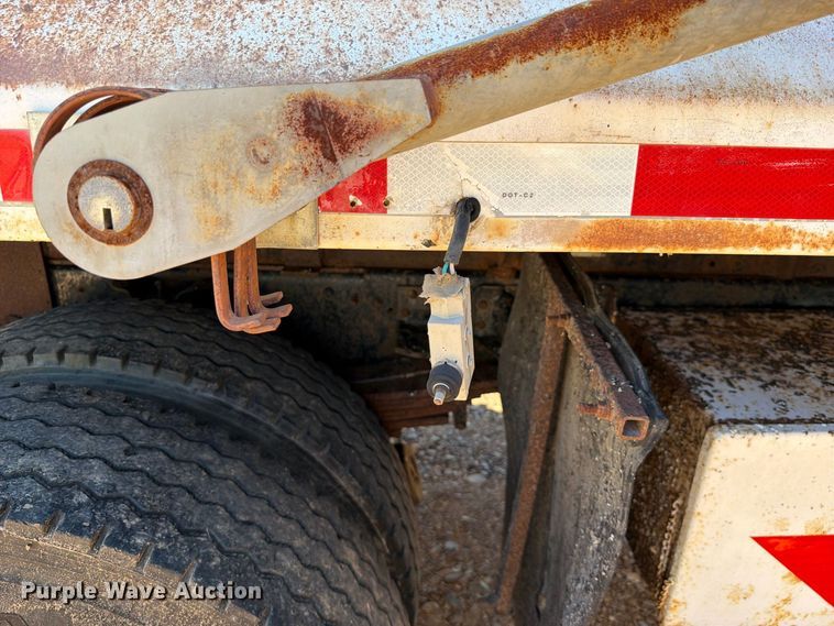 image for item FK5290 1995 GMC C7 dump truck
