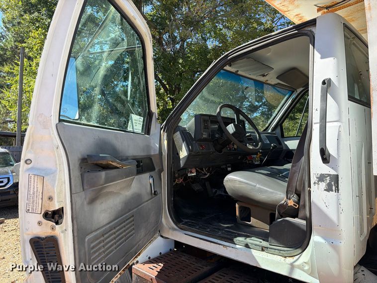 image for item FK5290 1995 GMC C7 dump truck