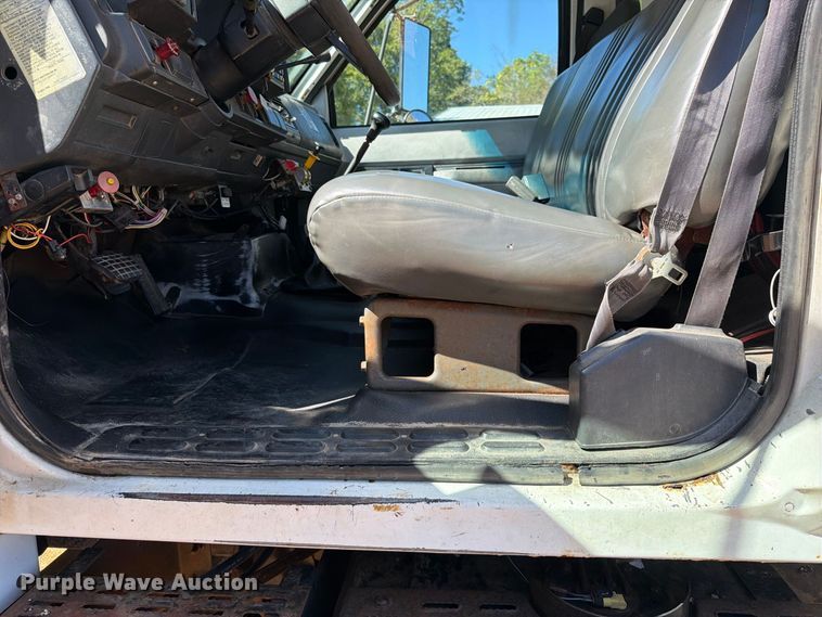 image for item FK5290 1995 GMC C7 dump truck