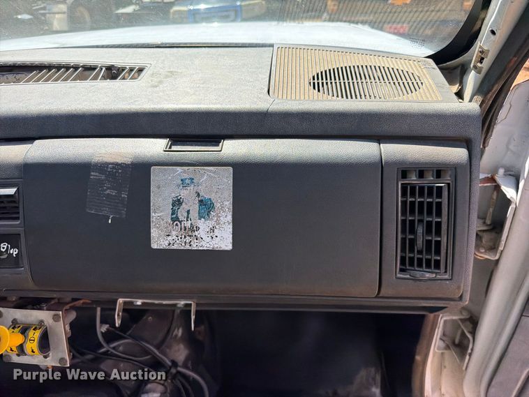 image for item FK5290 1995 GMC C7 dump truck