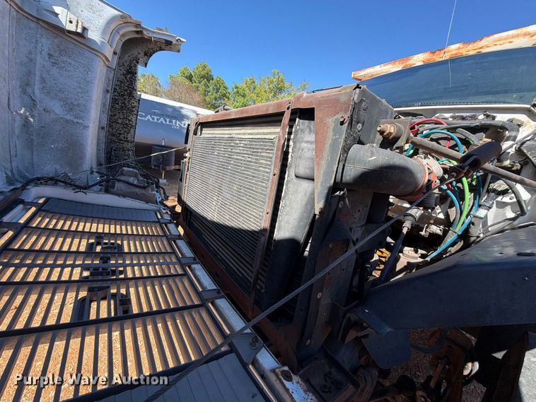 image for item FK5290 1995 GMC C7 dump truck