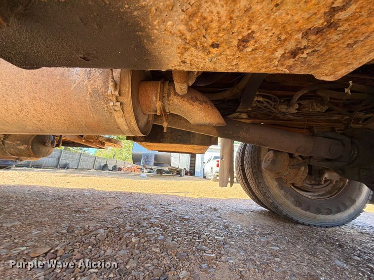 image for item FK5290 1995 GMC C7 dump truck