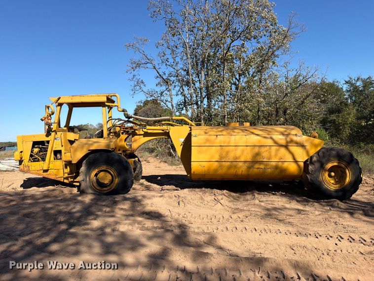 image for item FK5300 International Harvester MSC3 water wagon