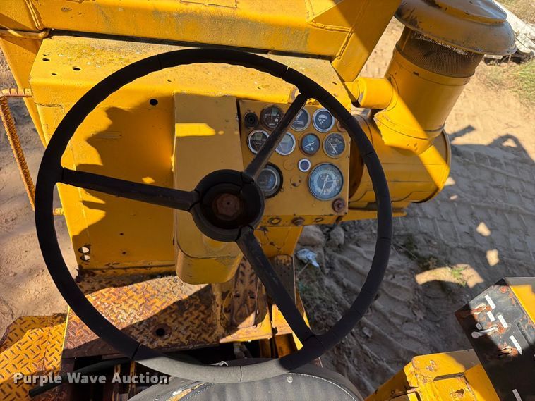 image for item FK5300 International Harvester MSC3 water wagon