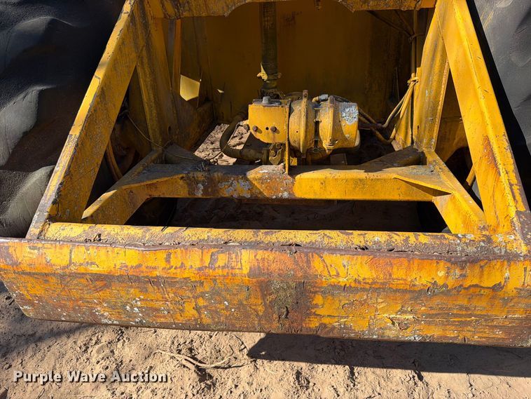 image for item FK5300 International Harvester MSC3 water wagon