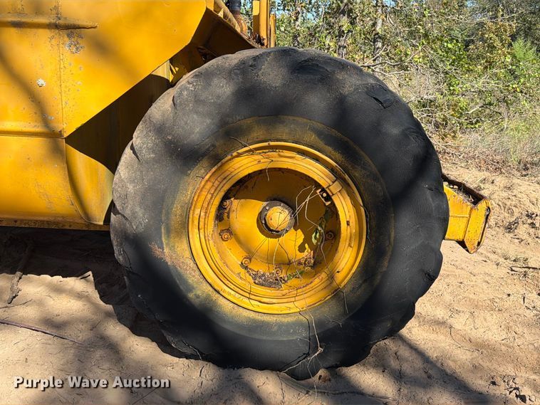 image for item FK5300 International Harvester MSC3 water wagon