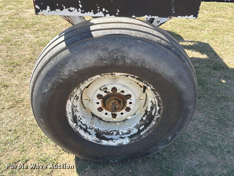 image for item FK5302 Hamby anhydrous trailer