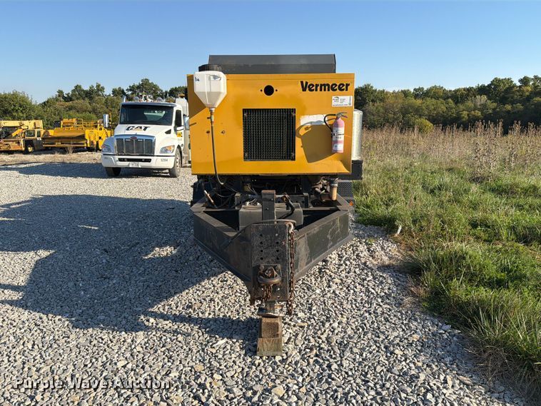 image for item FM6523 2012 Vermeer V500HD vacuum excavator