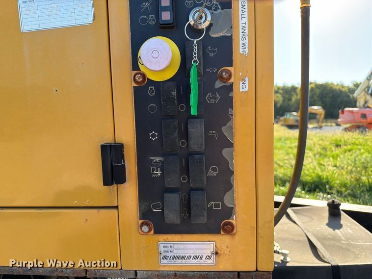 image for item FM6523 2012 Vermeer V500HD vacuum excavator