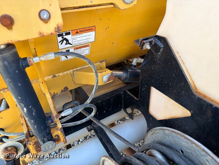 image for item FM6523 2012 Vermeer V500HD vacuum excavator