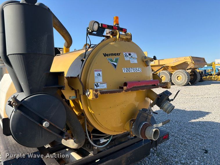 image for item FM6523 2012 Vermeer V500HD vacuum excavator