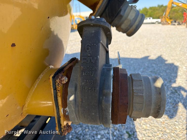 image for item FM6523 2012 Vermeer V500HD vacuum excavator