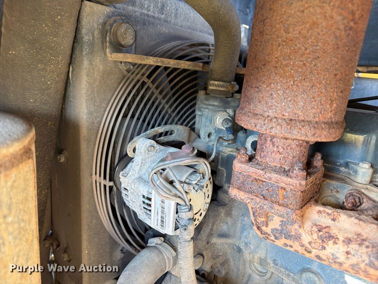 image for item FM6523 2012 Vermeer V500HD vacuum excavator