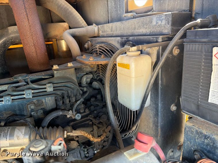 image for item FM6523 2012 Vermeer V500HD vacuum excavator