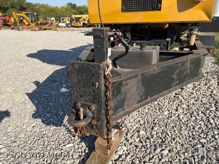 image for item FM6523 2012 Vermeer V500HD vacuum excavator