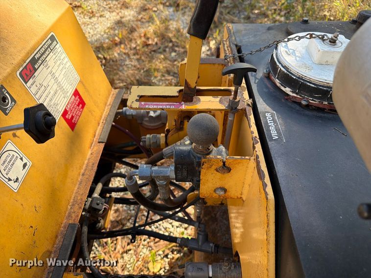 image for item FM6525 Mauldin 4000 double drum roller