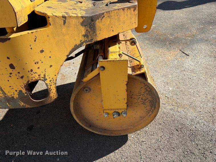 image for item FM6525 Mauldin 4000 double drum roller