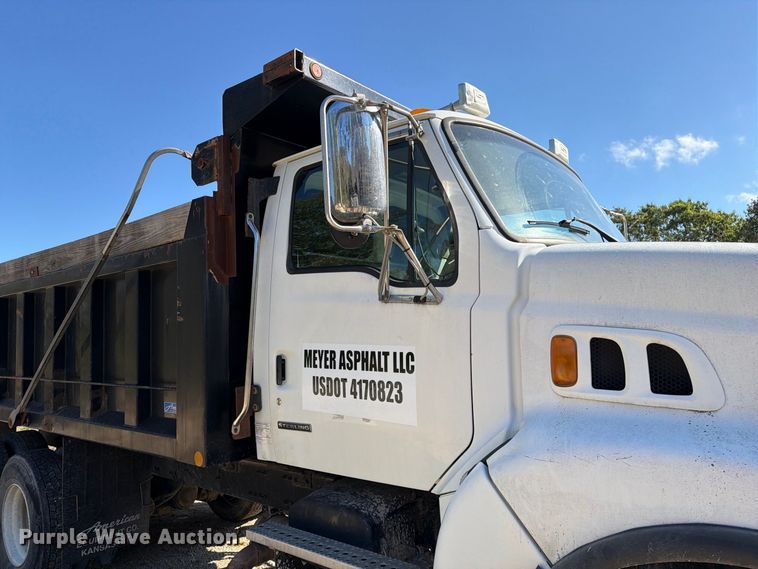 image for item FM6526 2006 Sterling L8500 dump truck