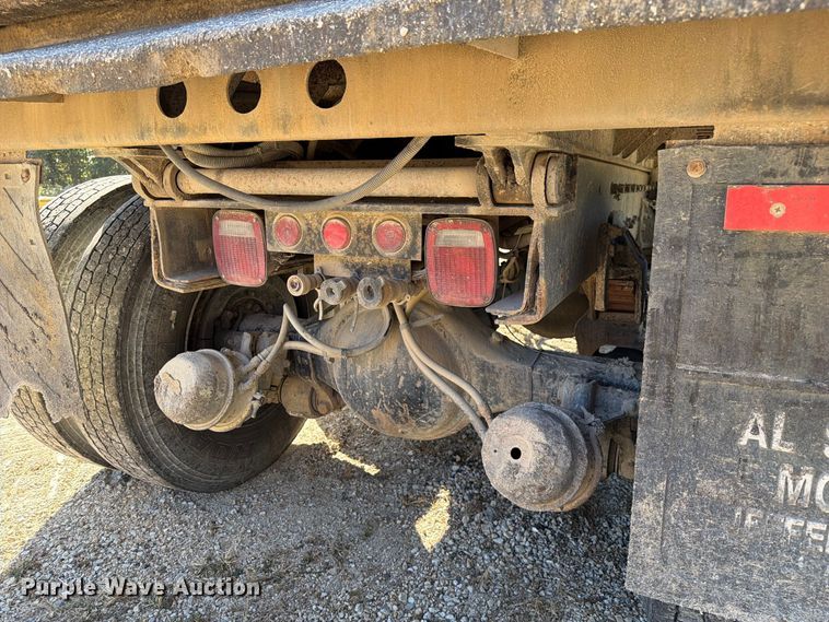 image for item FM6526 2006 Sterling L8500 dump truck