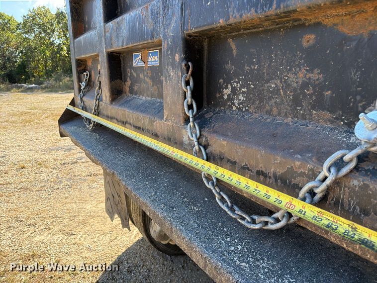 image for item FM6526 2006 Sterling L8500 dump truck