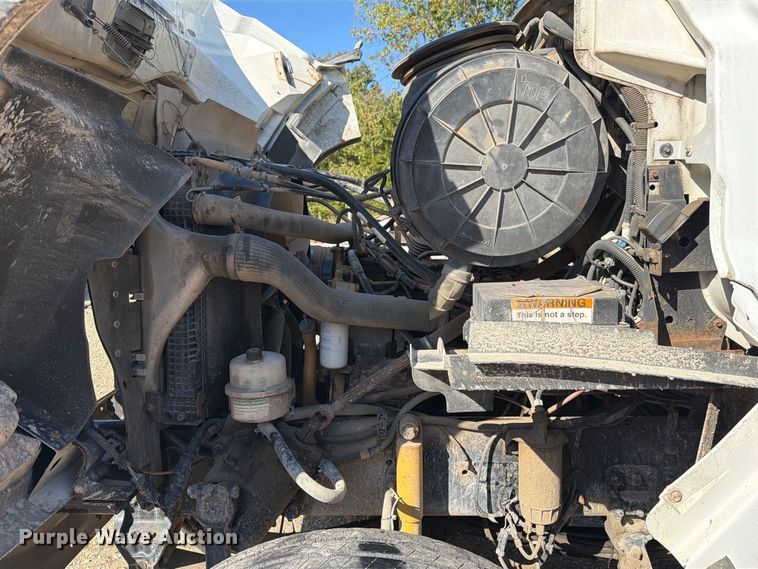 image for item FM6526 2006 Sterling L8500 dump truck