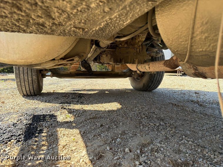 image for item FM6526 2006 Sterling L8500 dump truck