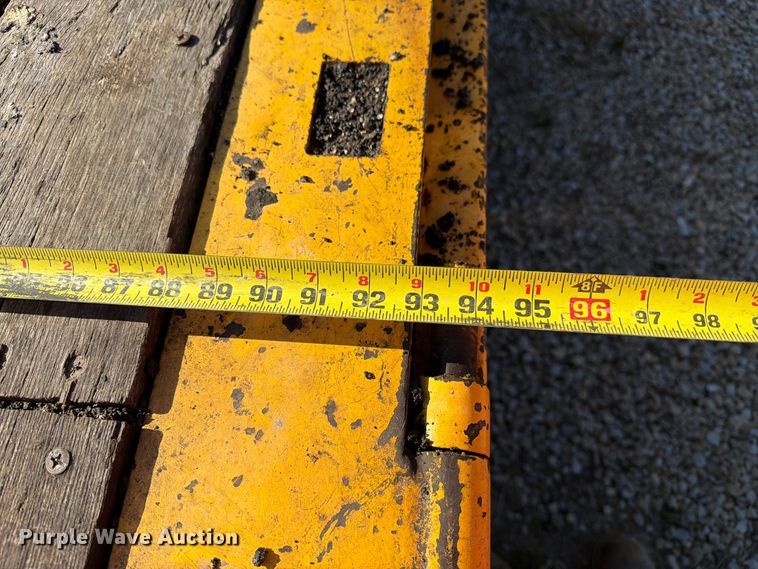 image for item FM6528 1985 Trail-Eze LP30T44 drop tilt deck equipment trailer