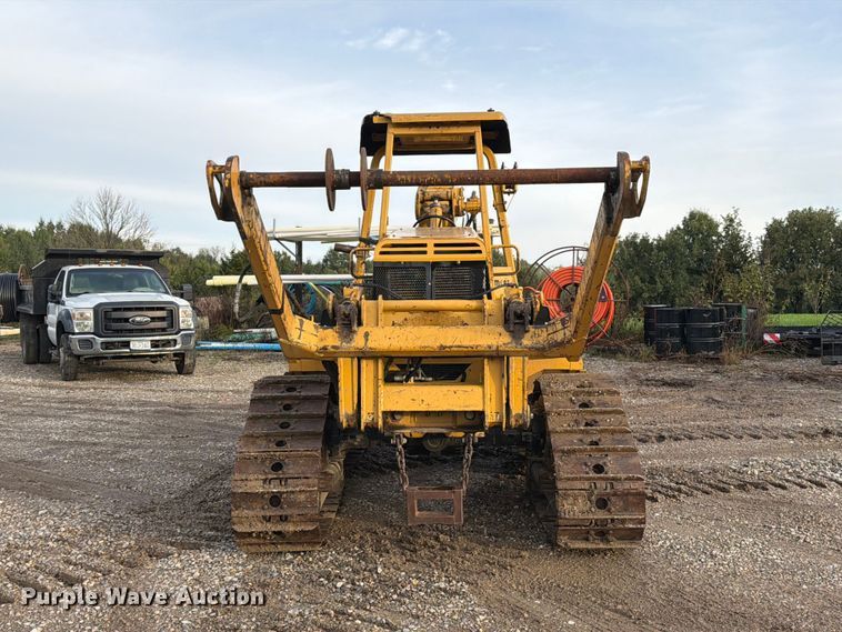 image for item FM6537 2009 Vermeer XTS1250 cable plow
