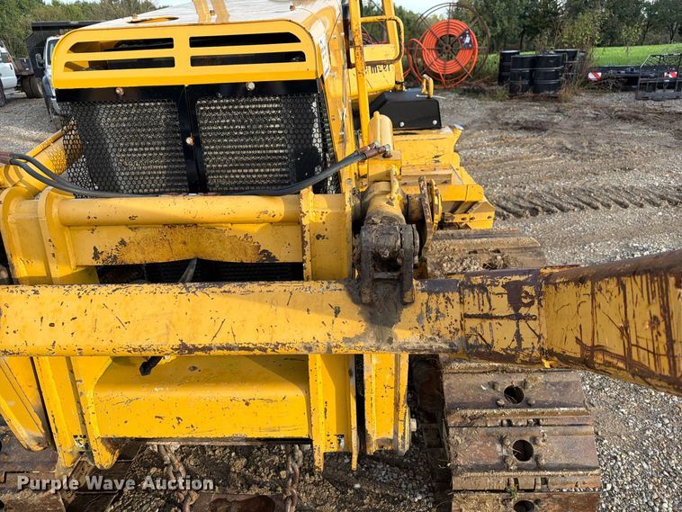 image for item FM6537 2009 Vermeer XTS1250 cable plow