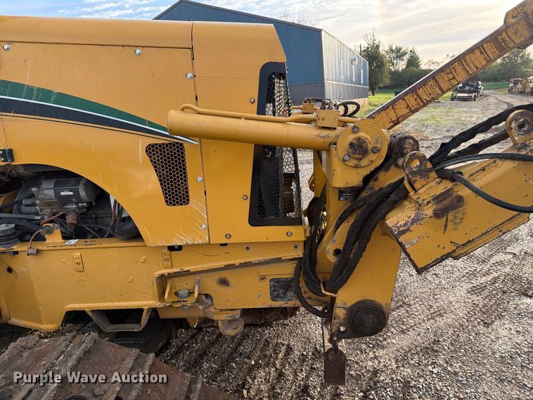 image for item FM6537 2009 Vermeer XTS1250 cable plow