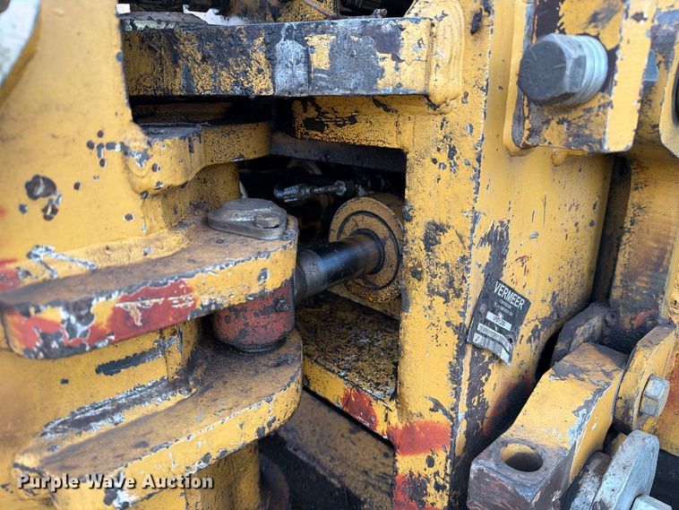 image for item FM6537 2009 Vermeer XTS1250 cable plow