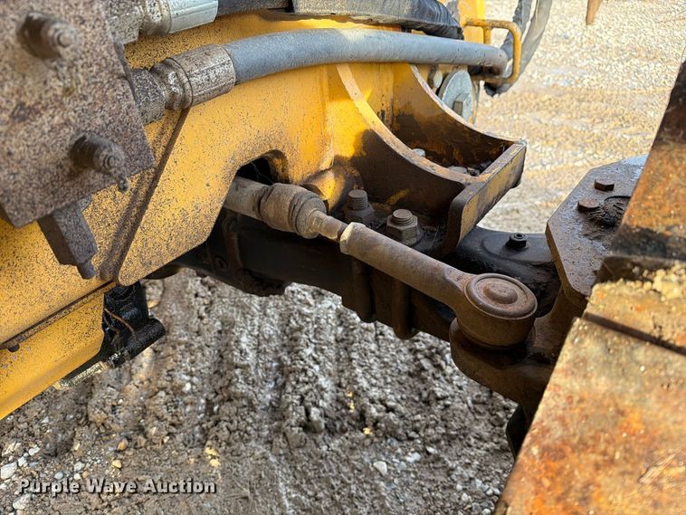image for item FM6537 2009 Vermeer XTS1250 cable plow