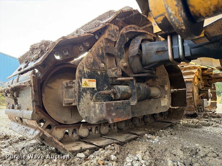 image for item FM6537 2009 Vermeer XTS1250 cable plow