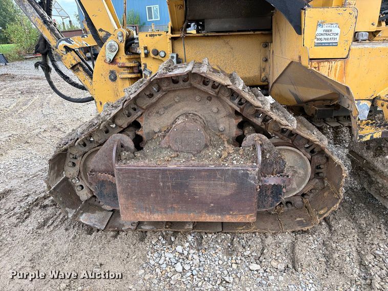 image for item FM6537 2009 Vermeer XTS1250 cable plow