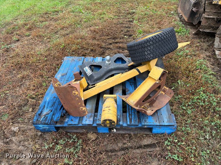 image for item FM6537 2009 Vermeer XTS1250 cable plow