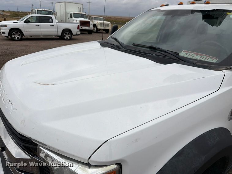 image for item FM7712 2018 Ford F550 Super Duty Ext. Cab bucket truck