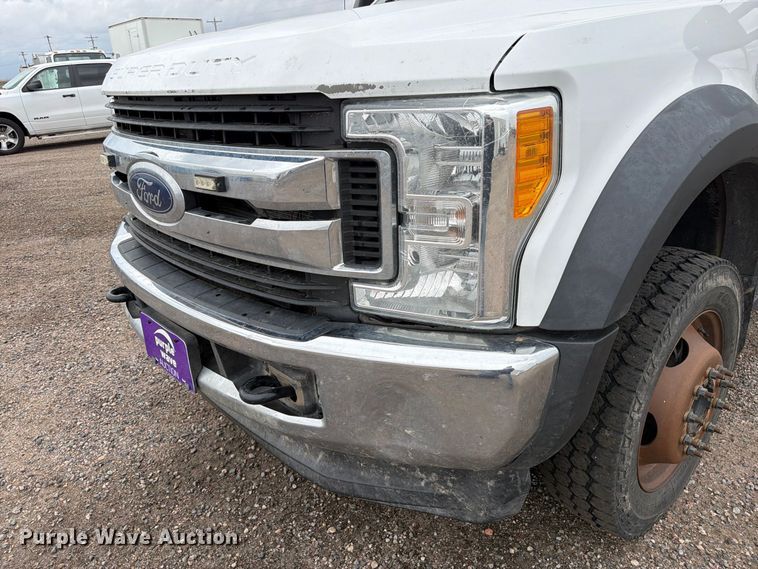 image for item FM7712 2018 Ford F550 Super Duty Ext. Cab bucket truck